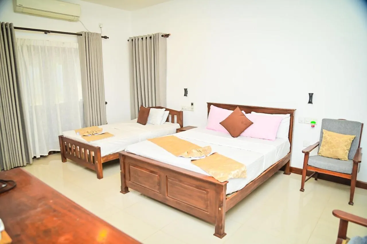 B&B New Sea Villa 니곰보 스리랑카