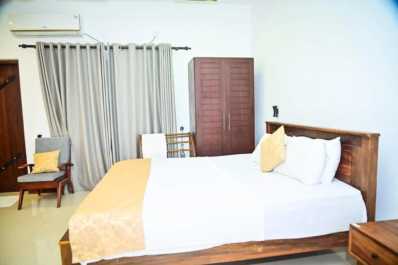 B&B New Sea Villa 니곰보 스리랑카
