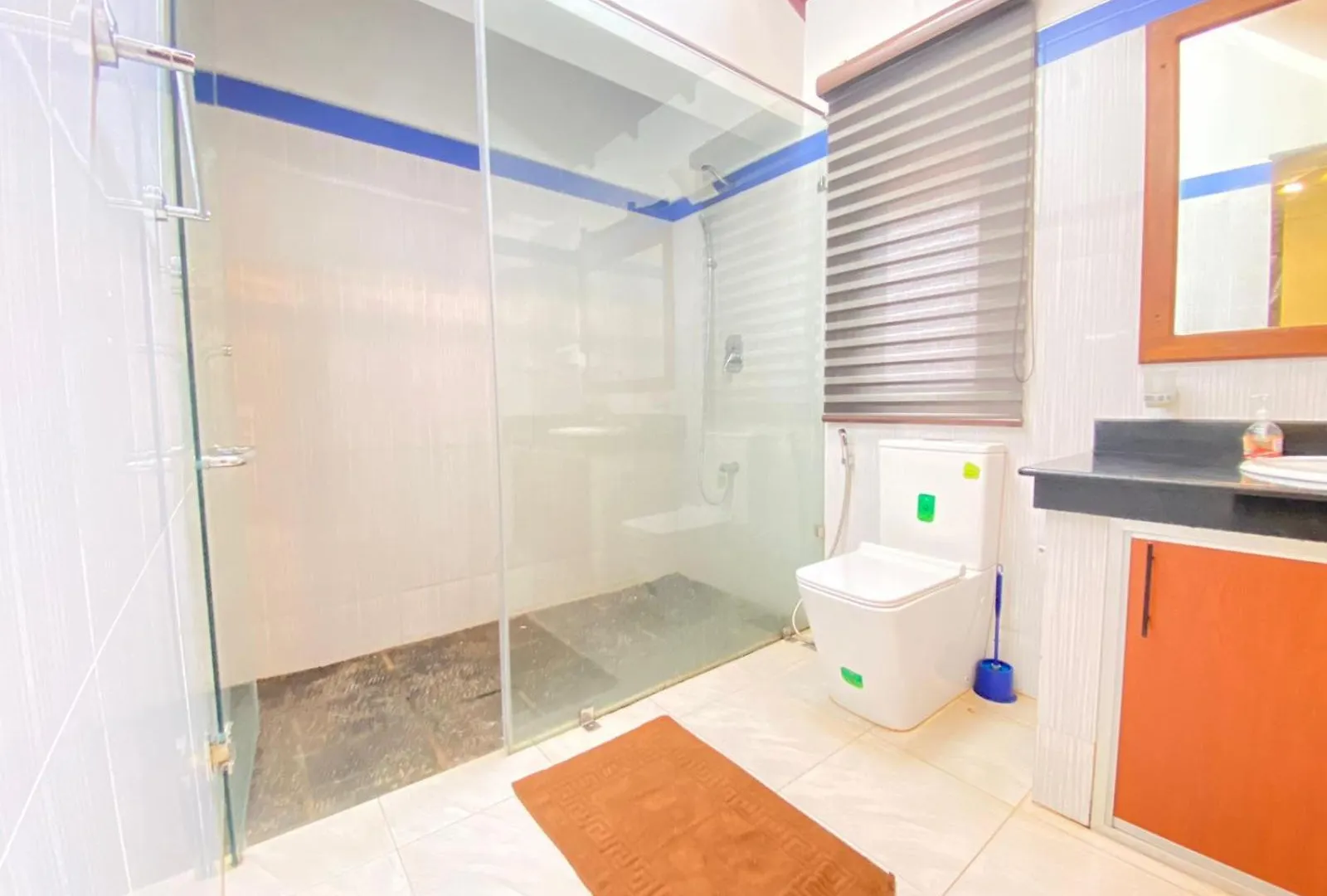 New Sea Villa 니곰보 B&B